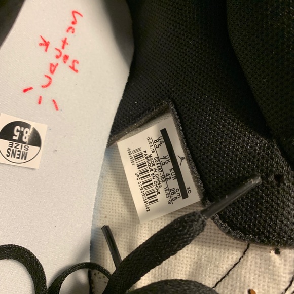 Travis Scott jordan 1 - Picture 8 of 11